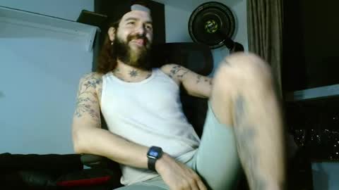 Snapshot of kingcat420 chatting on May 8, 2:50 am Jake online show from May 8, 2:50 am