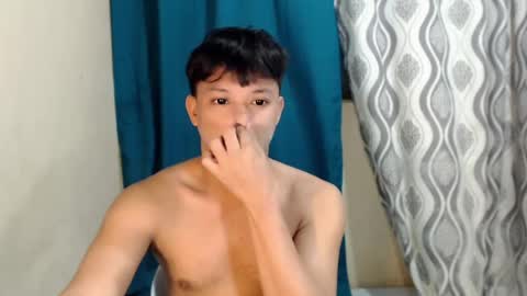 Snapshot of kingdomcum96 chatting on July 5, 7:54 pm kingdomcum96 online show from July 5, 7:54 pm