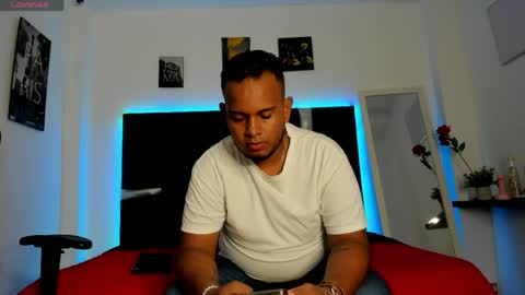 kingg_jay online show from May 7, 11:37 am