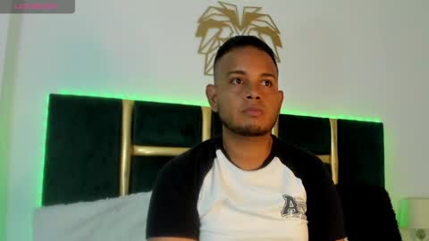 kingg_jay online show from May 16, 11:53 am