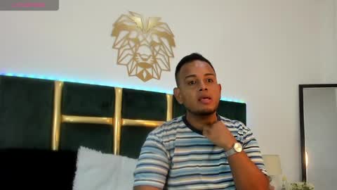 kingg_jay online show from May 19, 11:49 am