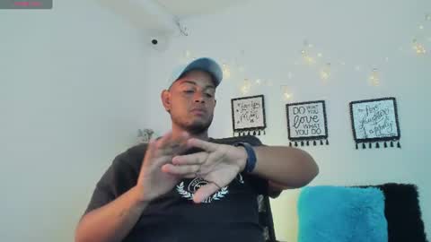 kingg_jay online show from July 12, 11:45 am