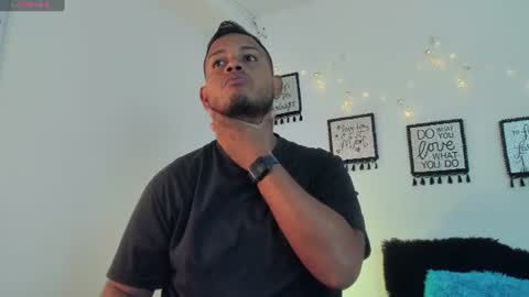 kingg_jay online show from July 14, 11:38 am