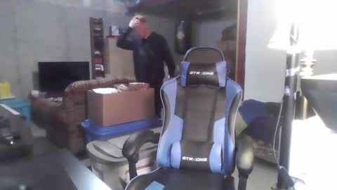 Master  King Tommy online show from December 5, 9:50 am