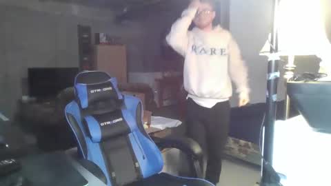 Master  King Tommy online show from January 14, 7:17 am