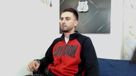 KING  online show from February 25, 3:05 am