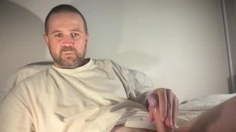 kingsizetease online show from February 11, 3:33 am