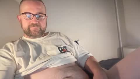Snapshot of kingsizetease chatting on July 9, 11:03 am kingsizetease online show from July 9, 11:03 am