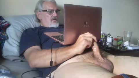Snapshot of kingtongue10 chatting on July 17, 5:18 pm kingtongue10 online show from July 17, 5:18 pm
