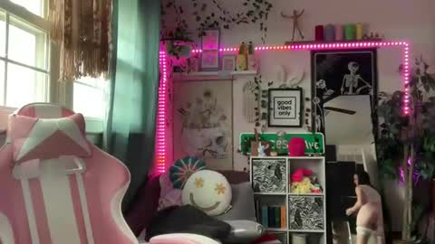 Snapshot of kinkilexixxx chatting on February 27, 2:54 pm Lexi Onlyfans online show from February 27, 2:54 pm