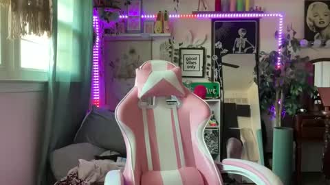 Snapshot of kinkilexixxx chatting on February 28, 1:47 pm Lexi Onlyfans online show from February 28, 1:47 pm