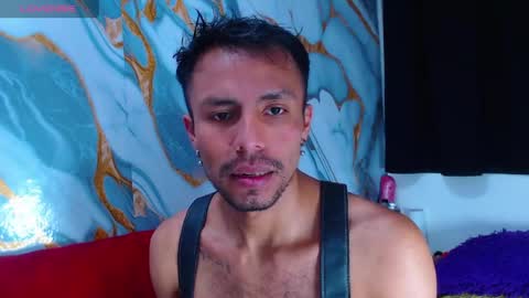 Snapshot of kinky_boy64 chatting on April 15, 12:45 pm Kinkyboy online show from April 15, 12:45 pm