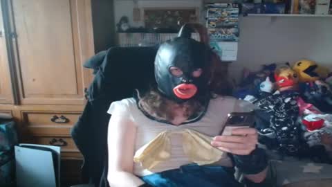 kinky_miku online show from November 28, 9:23 am