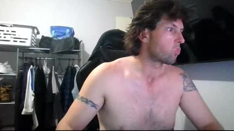 Snapshot of kinkybinerd chatting on January 31, 7:08 pm Horny Bloomy online show from January 31, 7:08 pm