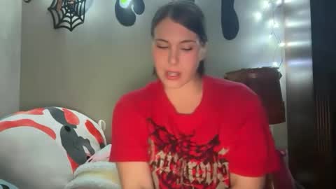 Snapshot of kinkycreative chatting on November 13, 12:20 am kinkycreative online show from November 13, 12:20 am