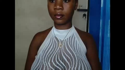 Snapshot of kinkyjuicexx chatting on September 22, 7:32 am kinkyjuicexx online show from September 22, 7:32 am