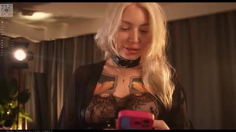 Snapshot of kinkylina_ chatting on October 5, 2:26 pm kinkylina_ online show from October 5, 2:26 pm