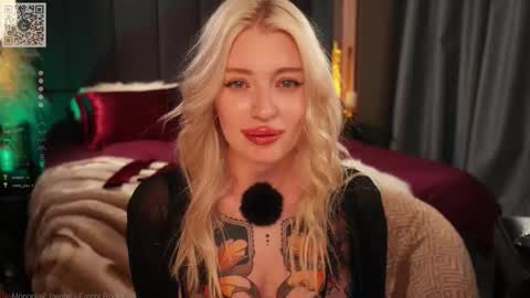 kinkylina_ online show from January 17, 3:17 pm