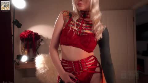 kinkylina_ online show from May 24, 3:06 pm