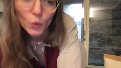 Snapshot of kinkyorange_ chatting on January 29, 3:15 pm Mary the Soulmate online show from January 29, 3:15 pm