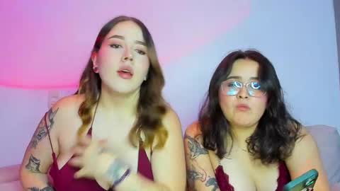 natasha and amber online show from May 19, 2:40 am