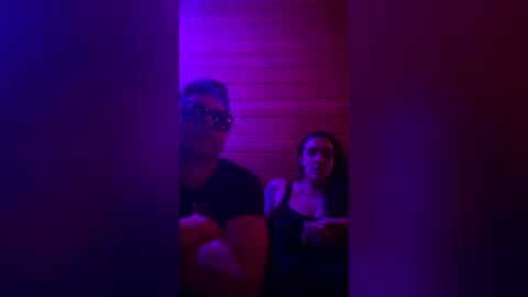 Snapshot of kinkyqueercouplemfjanda chatting on July 9, 2:59 am kinkyqueercouplemfjanda online show from July 9, 2:59 am
