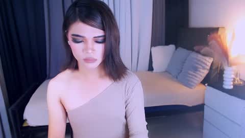 kiora_greyson online show from June 13, 5:05 am