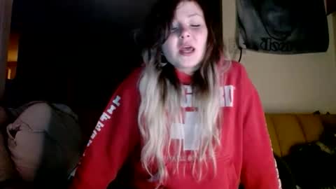 Kipsy Rose online show from February 19, 8:10 am