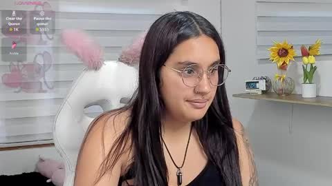 kir_ely online show from May 9, 7:19 pm