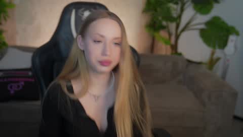 Sweet girls online show from March 1, 12:12 am