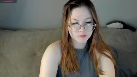 Snapshot of kira_be11 chatting on May 19, 12:05 am Kira Be11 online show from May 19, 12:05 am