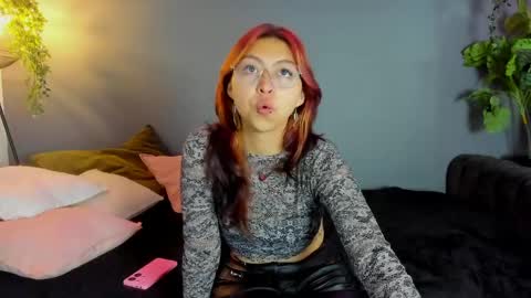 kira_exe online show from March 28, 11:32 am