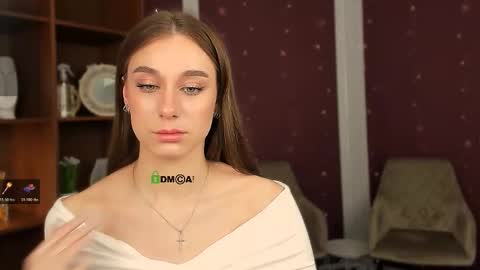 kira fox x online show from November 15, 3:19 pm