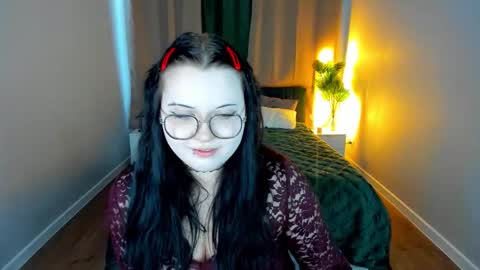 kira online show from March 15, 1:33 am