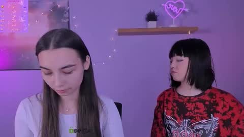 kira_light__ online show from December 18, 8:04 pm