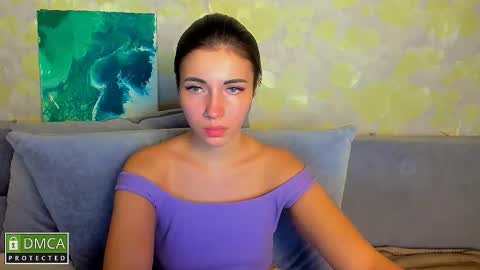 Kira  online show from November 13, 7:57 pm