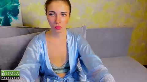Kira  online show from March 2, 7:32 pm