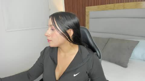 Snapshot of kira_relish chatting on March 30, 2:40 pm K I R A online show from March 30, 2:40 pm