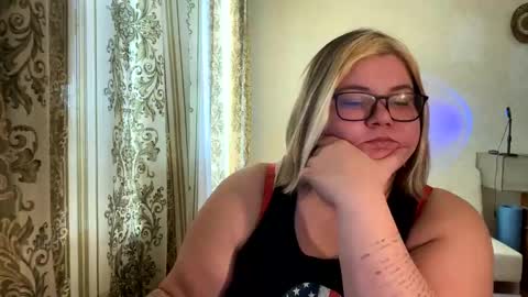 Just Kira online show from December 14, 10:24 am