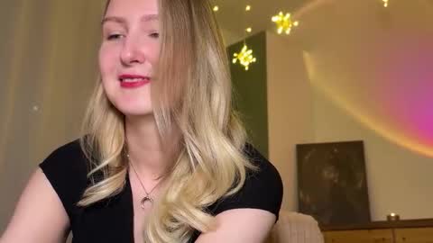 Snapshot of kirafatex chatting on October 14, 3:46 pm KiraFatex online show from October 14, 3:46 pm