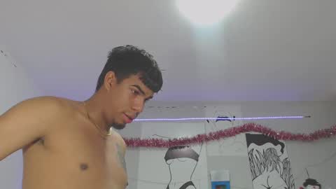 Snapshot of kirah_69 chatting on January 7, 7:17 pm kirah_69 online show from January 7, 7:17 pm