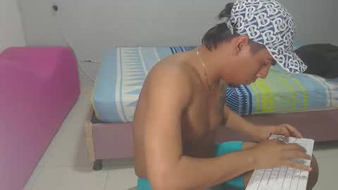 Snapshot of kirah_69 chatting on January 12, 1:53 am kirah_69 online show from January 12, 1:53 am