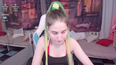 Snapshot of kiraparker chatting on March 3, 6:47 pm KiraParker online show from March 3, 6:47 pm