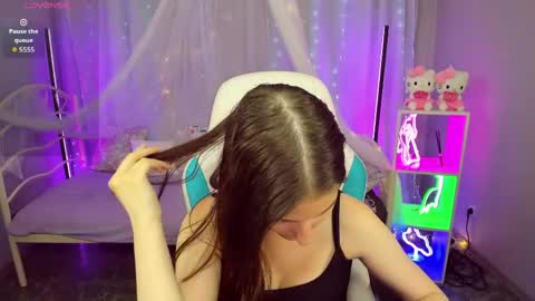 Snapshot of kiraparker chatting on May 26, 7:32 pm KiraParker online show from May 26, 7:32 pm