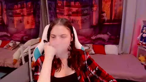 KiraParker online show from August 6, 6:48 am