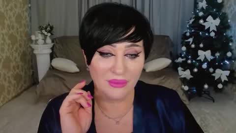 Kira online show from December 18, 11:49 am