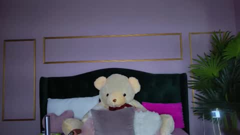 Kirra online show from October 26, 6:41 am