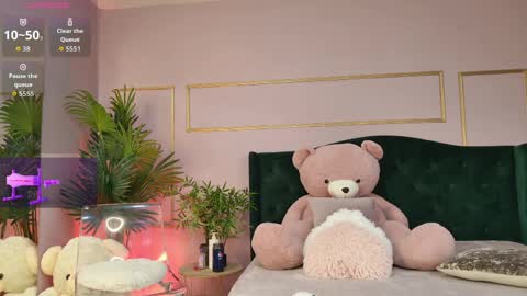 Kirra online show from April 2, 5:05 am