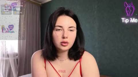 Kira online show from March 23, 1:04 pm