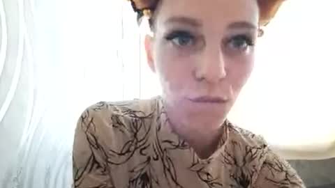Snapshot of kisatiarr chatting on June 19, 12:09 pm kisatiarr online show from June 19, 12:09 pm